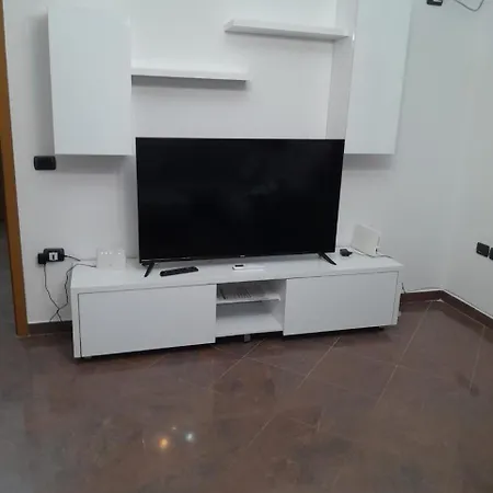 Aa Dayli Apartman Tirana